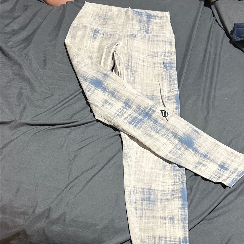Pearl Izumi Men's Blue and Cream Joggers